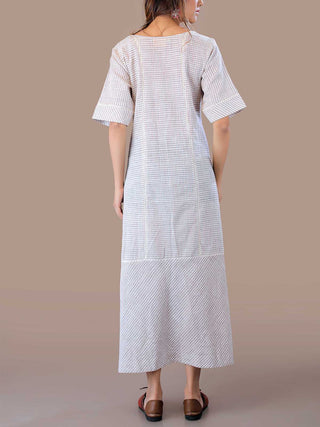 ANNE Handwoven Check Kite Dress Off-White Dharang