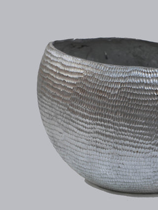 Handmade Aluminium Vase Natural Silver Nimmit