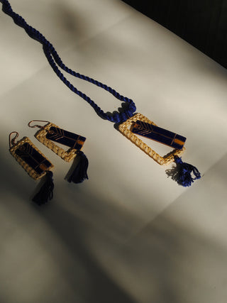 Jharokha Set Blue Necklace and Earrings Blue Ekibeki