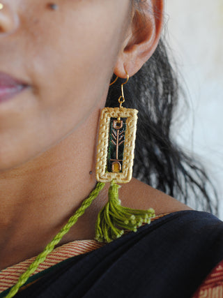 Jharokha Green Earrings Ekibeki
