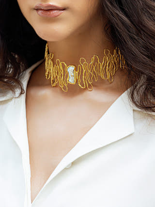 MOKUZAI Signata Choker Gold Tone Equiivalence
