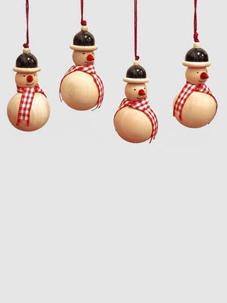 Wooden Snowman Set of 4 White Fairkraft Creations