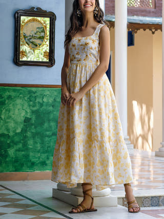 Shop Women Dresses at Flourish Printed Hibiscus Tiered Linen Dress for Every Occasion. Shop Women Dresses at Flourish Printed Hibiscus Tiered Linen Dress for Every Occasion.