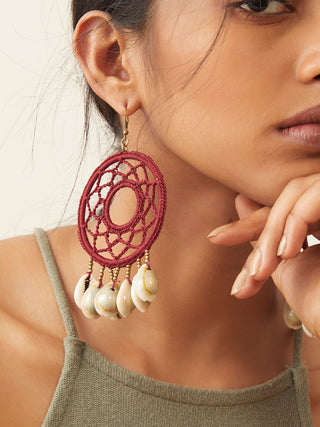 Round Maroon Shell Earring Whe