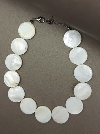 SEA SECRETS 'Scallop' Mother of Pearl Necklace Whe