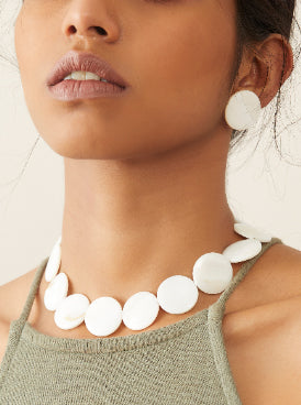 SEA SECRETS 'Scallop' Mother of Pearl Necklace Whe