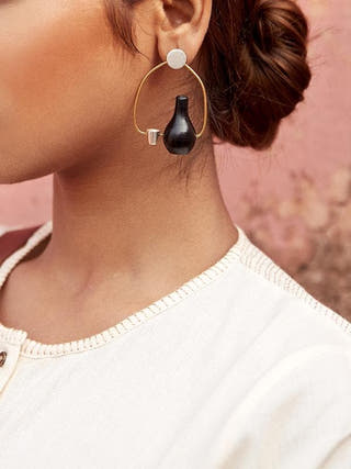 Pyau Earrings Black Kabbish