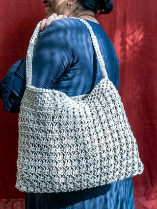 Tottaly Classic Hand-Knotted Tote One 'O' Eight Knots