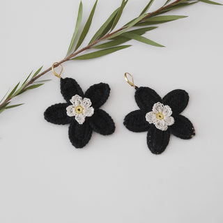 Black Crochet Daisy Earrings Ikriit'm