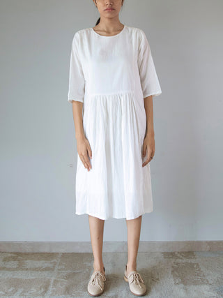 Side Panel Dress White Merakus