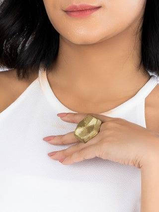 Miharu Dokra Honeycomb Finger Ring - Golden Miharu