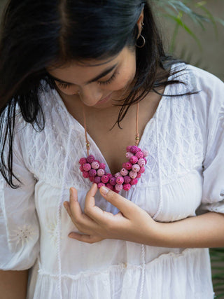 Handmade Crochet Guldasta Necklace Pink Samoolam