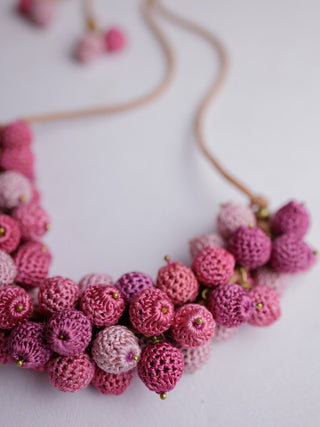 Handmade Crochet Guldasta Necklace Pink Samoolam