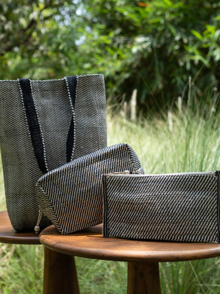 Veni Hand-Woven Tote Bag One 'O' Eight Knots