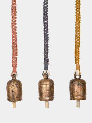 Intertwined Hand-Knotted Wind Chime with Metal Bell One 'O' Eight Knots