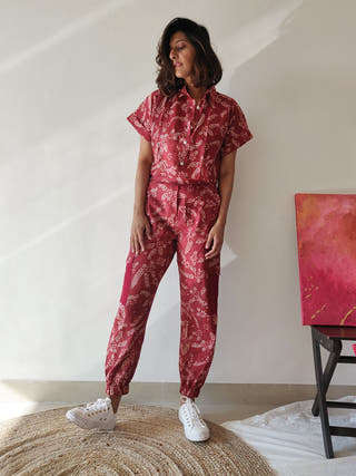 TROPICAL SUMMER Plum Joggers Maroon Why So Blue