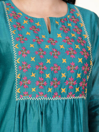 TARA Hand Embroidered Kurta Teal Rangsutra