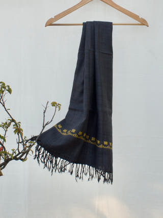 Handwoven Silk Scarf Grey Arras