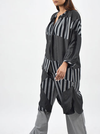 B/W TRIANGLE PATTERN TUNIC Sonica Sarna