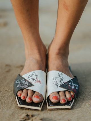 SLOW Yin and Yang Flats Natural White Charcoal Sole Stories