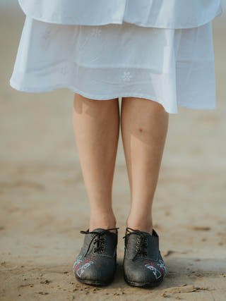 SLOW Derbys Charcoal Sole Stories