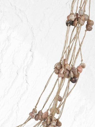 Layered Jute and Sea Shell Necklace Whe